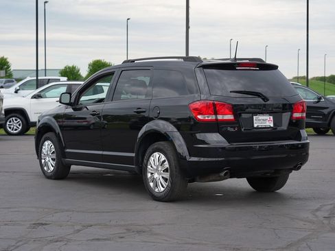 Used 2018 Dodge Journey SE w/ Safe & Sound Group AWD/4WD image 5