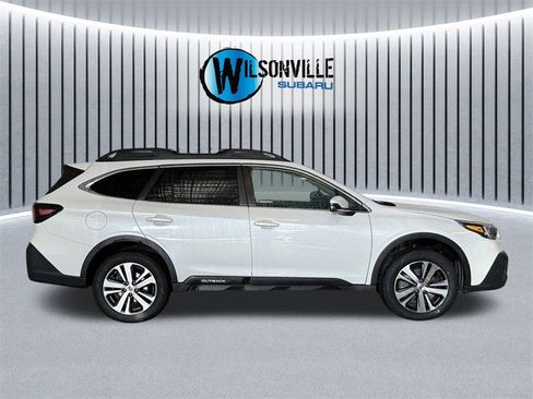 Used 2022 Subaru Outback Premium image 14