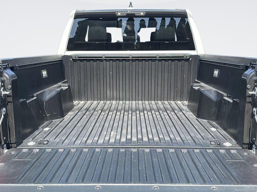 Used 2026 Toyota Tacoma SR5 AWD/4WD image 25