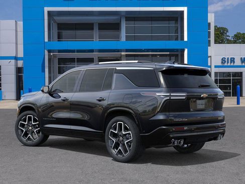 New 2026 Chevrolet Traverse High Country image 3