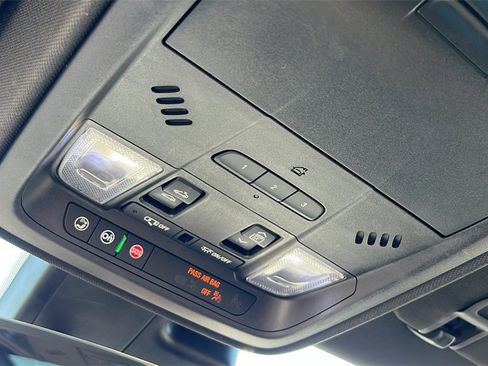 Used 2020 Cadillac XT4 Sport image 23