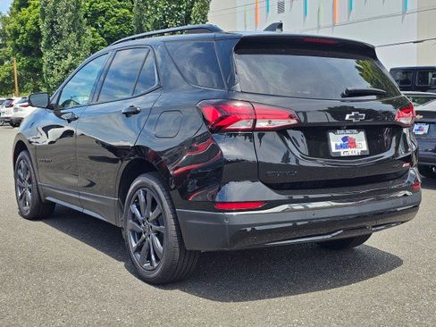 Used 2022 Chevrolet Equinox RS w/ Infotainment Package AWD/4WD image 5