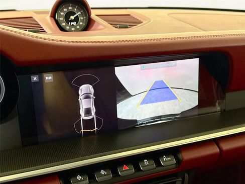 Used 2021 Porsche 911 Turbo S image 21