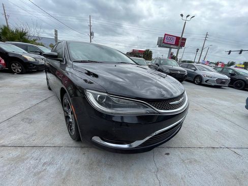 Used 2015 Chrysler 200 Limited w/ Convenience Group FWD image 17