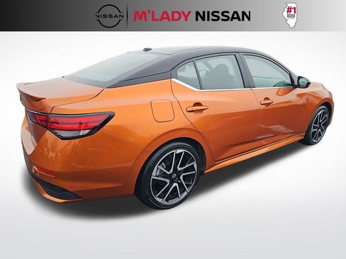 Used 2025 Nissan Sentra SR image 6