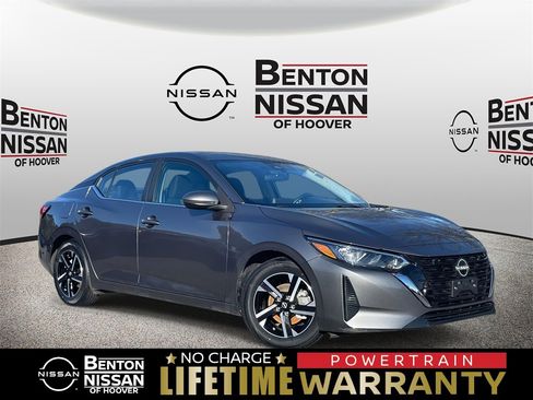 Used 2024 Nissan Sentra SV image 1