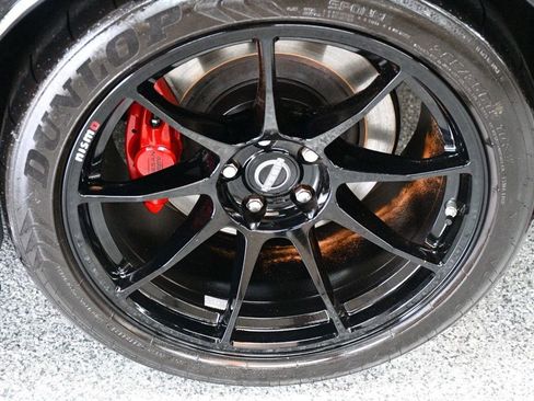 Used 2025 Nissan Z NISMO w/ Floor Mat Package RWD image 19