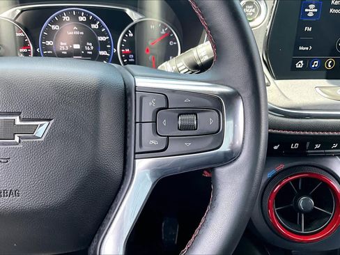 Used 2025 Chevrolet Blazer RS FWD image 25