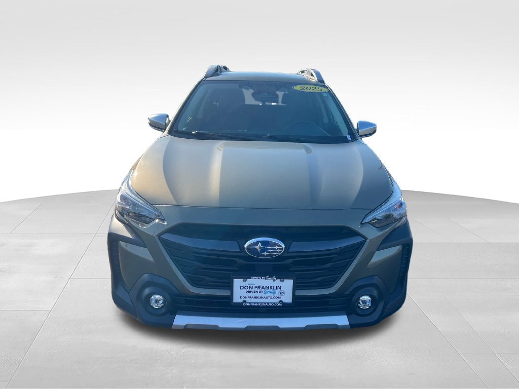 Used 2025 Subaru Outback Touring XT AWD/4WD image 8
