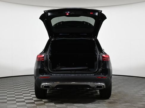 New 2025 Mercedes-Benz GLA 250 4MATIC image 29