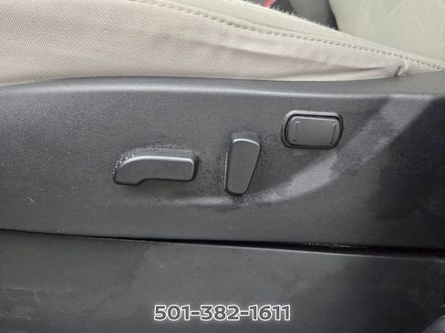 Used 2025 Nissan Frontier SV w/ SV Convenience Package AWD/4WD image 19