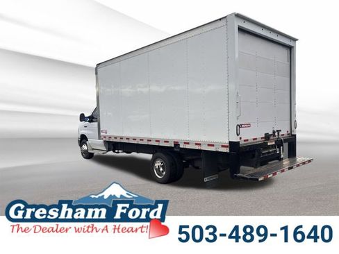 Used 2019 Ford E-450 and Econoline 450 Super Duty w/ Power Windows & Locks Group image 5