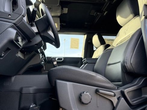 New 2025 Ford Bronco Big Bend image 13