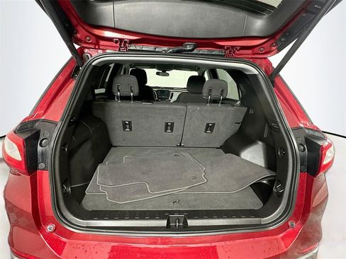 Used 2018 Chevrolet Equinox LT image 24