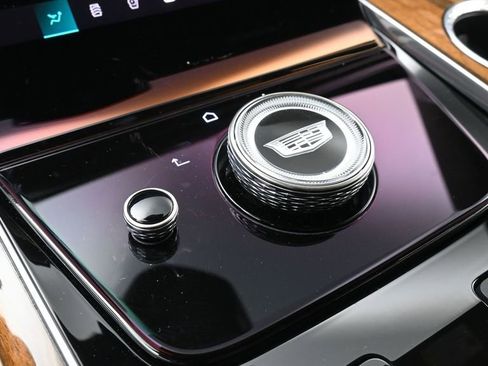 Certified 2025 Cadillac Escalade Sport Platinum AWD/4WD image 28
