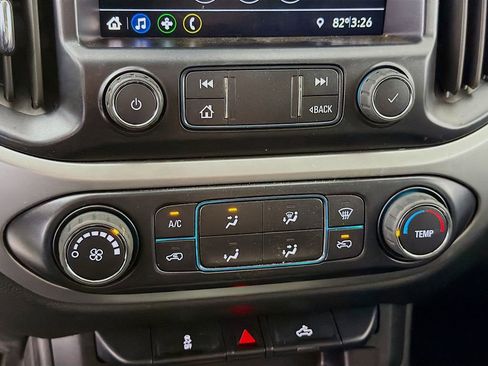 Used 2022 Chevrolet Colorado LT RWD image 17