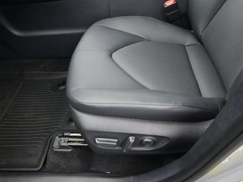 Used 2024 Toyota Grand Highlander FWD image 10