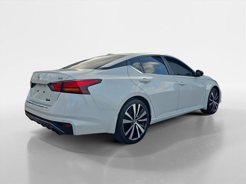 Used 2022 Nissan Altima 2.0 SR image 5