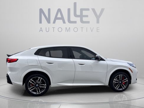 Used 2026 BMW X2 xDrive28i w/ Technology Package AWD/4WD image 4