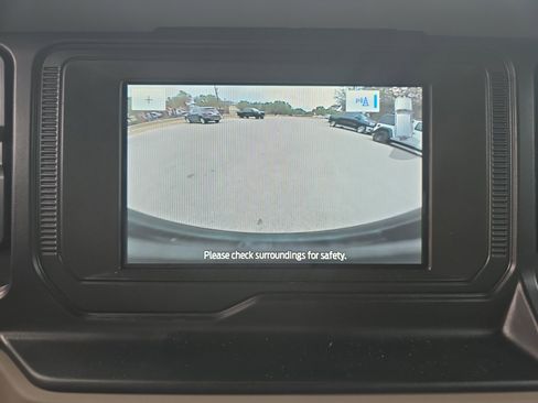 Used 2023 Ford Bronco Big Bend image 14