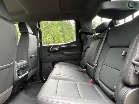 Used 2026 Chevrolet Silverado 1500 LTZ AWD/4WD image 13