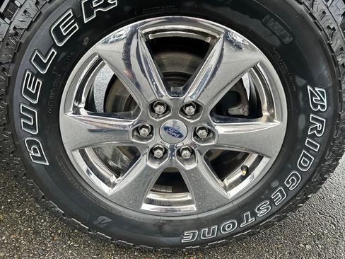 Used 2019 Ford F150 XLT w/ Equipment Group 302A Luxury image 13