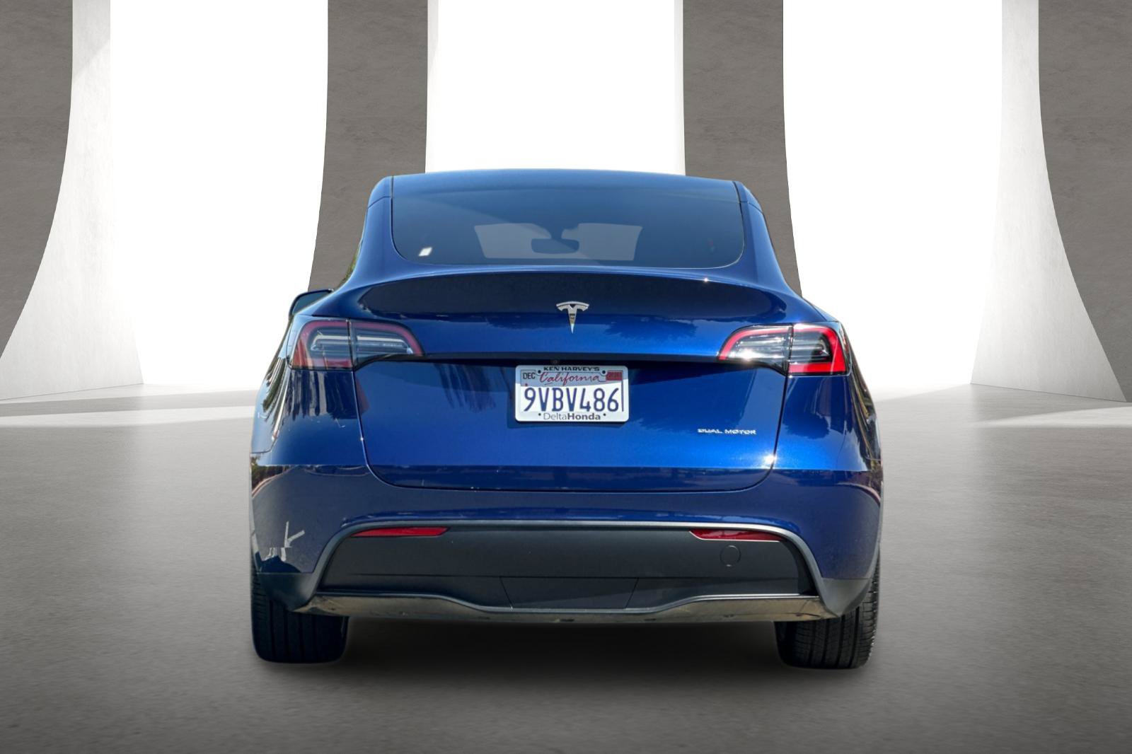 Used 2023 Tesla Model Y Long Range AWD/4WD image 5