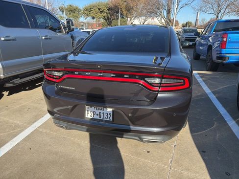 Used 2019 Dodge Charger SXT image 8