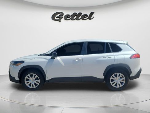 Certified 2025 Toyota Corolla Cross L FWD image 8
