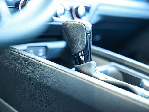 Used 2024 Honda Accord LX image 29