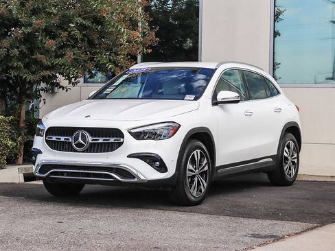Used 2025 Mercedes-Benz GLA 250 image 3