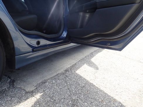 Used 2018 Ford Fusion SE w/ Fusion SE Technology Package image 30