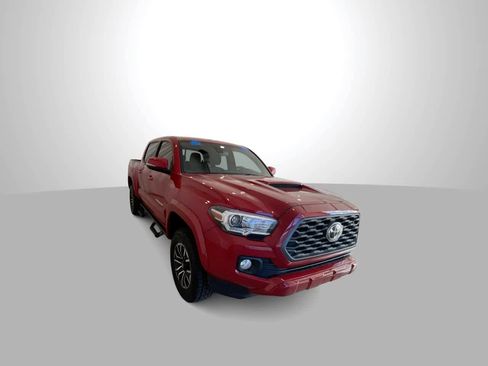 Certified 2022 Toyota Tacoma TRD Sport w/ Technology Package image 2