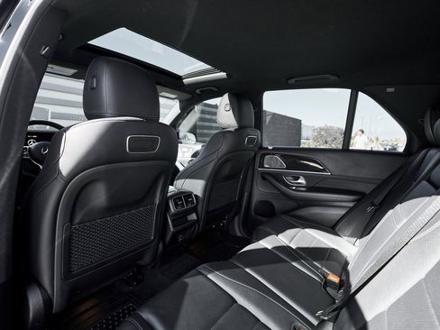 Used 2020 Mercedes-Benz GLE 350 4MATIC image 31