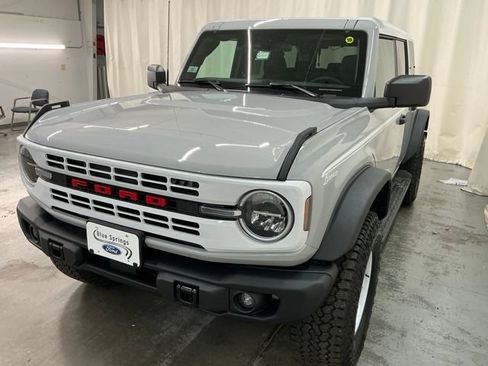 New 2026 Ford Bronco Heritage Edition AWD/4WD image 8