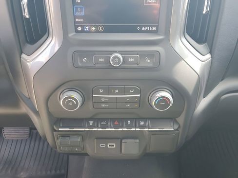 Used 2023 Chevrolet Silverado 2500 Custom w/ Custom Value Package image 39