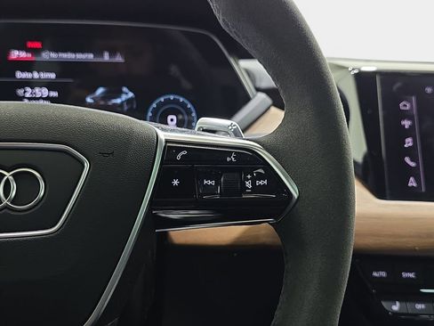 Used 2023 Audi e-tron GT Premium Plus AWD/4WD image 21