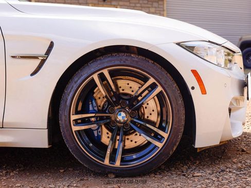 Used 2015 BMW M4 Convertible image 11