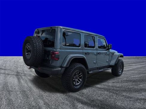 Used 2025 Jeep Wrangler Unlimited Rubicon AWD/4WD image 4