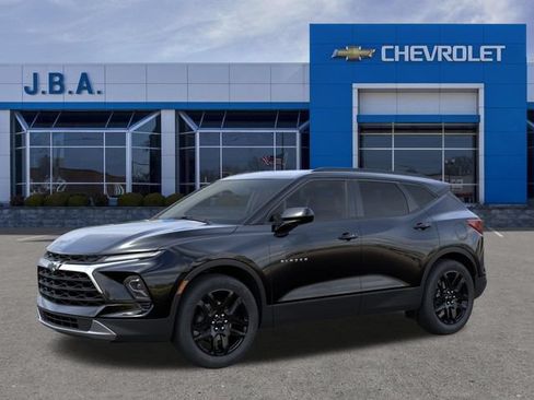 New 2026 Chevrolet Blazer LT w/ Convenience Package FWD image 2
