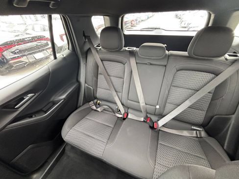 Used 2025 Chevrolet Equinox LT FWD image 40