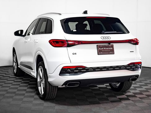 New 2025 Audi Q5 Premium Plus image 2
