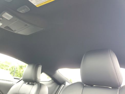 Used 2024 Ford Mustang GT Premium image 11