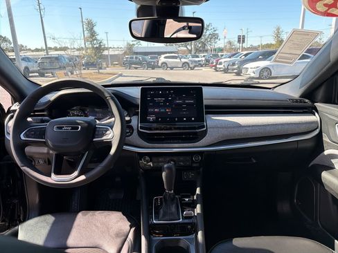 Used 2023 Jeep Compass Latitude w/ Sun and Sound Group image 26