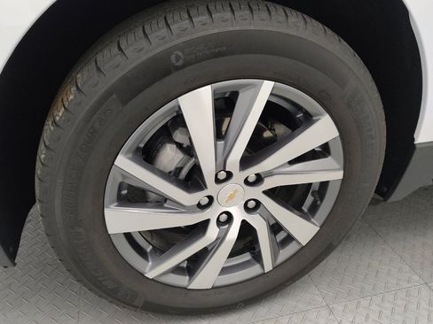 Used 2024 Chevrolet Equinox Premier AWD/4WD image 31