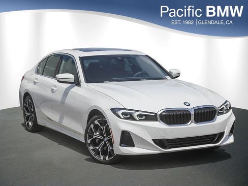 New 2026 BMW 330i Sedan RWD image 1