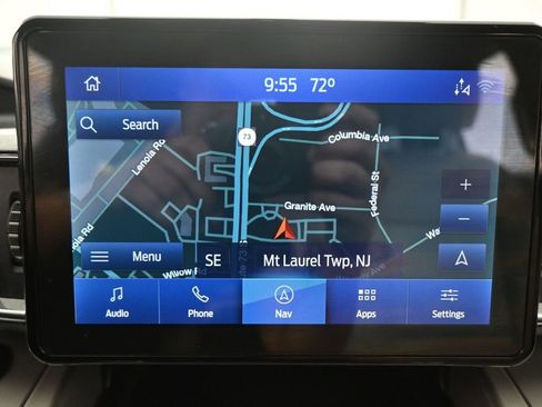 Used 2022 Ford Explorer XLT w/ Equipment Group 202A AWD/4WD image 11