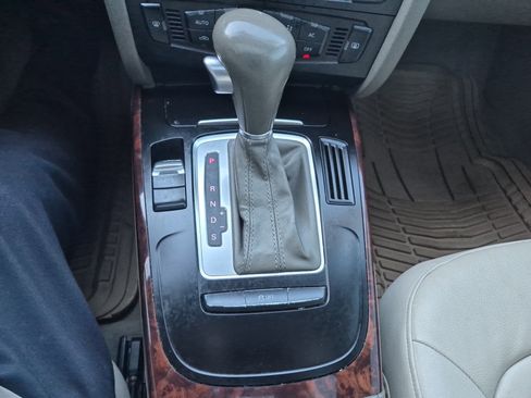 Used 2012 Audi A5 2.0T Premium image 28