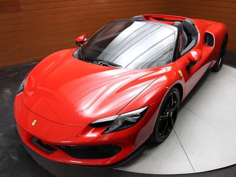 Used 2025 Ferrari 296 GTS image 43