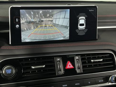 Used 2023 Genesis G70 2.0T w/ Sport Prestige Package image 22